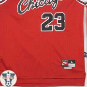 Bulls02_web_Jordan04