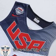 CURRY-White-Blue-web-005 CURRY-White-Blue-web-005