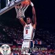 DAVID-ROBINSON-White-web-0001