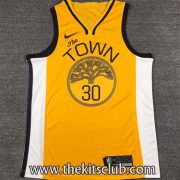 GOLDEN-STATE-TOWN-YELLOW-CURRY-web-02 GOLDEN-STATE-TOWN-YELLOW-CURRY-web-02