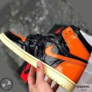 Air-Jordan-1-Black-orange-web-03 Air-Jordan-1-Black-orange-web-03