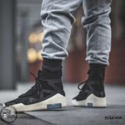 FEAR-OF-GOD-BLACK-web-03