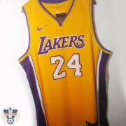 KOBE-LEGEND-web-07jpg