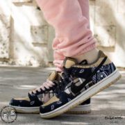 SB-DUNK-LOW-TRAVIS-SCOTT-web-02