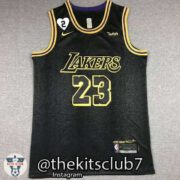 LAKERS-JAMES-BLACK-GIGI-web-03