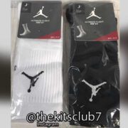 JORDAN-ULTIMATE-FLIGHT-CREW-WHITE-web-04