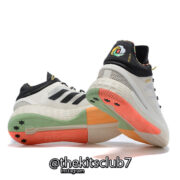 D-ROSE-11-Black-White-03–