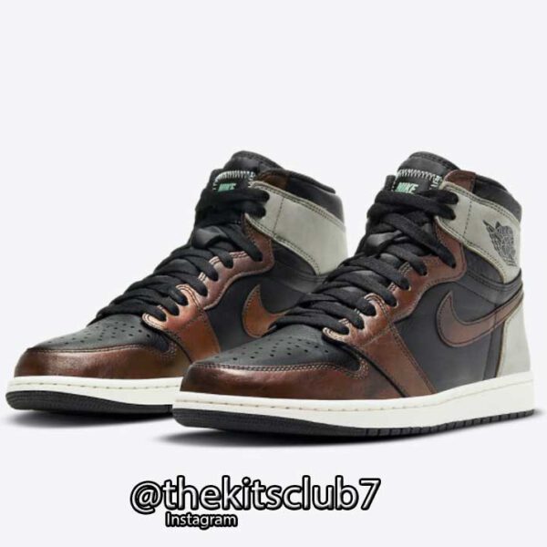 AJ1-HIGH-PATINA-web-01