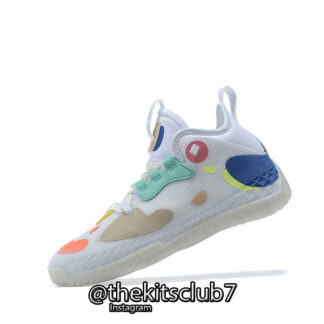 HARDEN 5 FUTURENATURAL CORE WHITE. מידות: 40-46 משלוח חינם