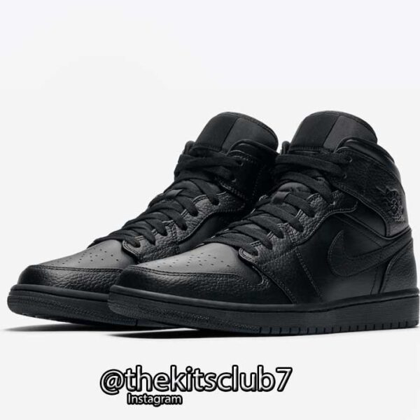 AJ1-MID-TRIPLE-BLACK-web-01
