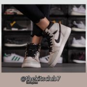 AJ1-SB-LIGHT-BONE-web-03 AJ1-SB-LIGHT-BONE-web-03