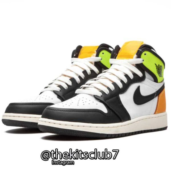 AJ1-VOLT-GOLD-web-01