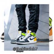 AJ1-VOLT-GOLD-web-02