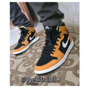 AJ1-ZOOM-AIR-MODERN-ORANGE-web-02
