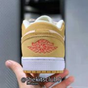 AJ1-LOW-CORDUROY-web-03