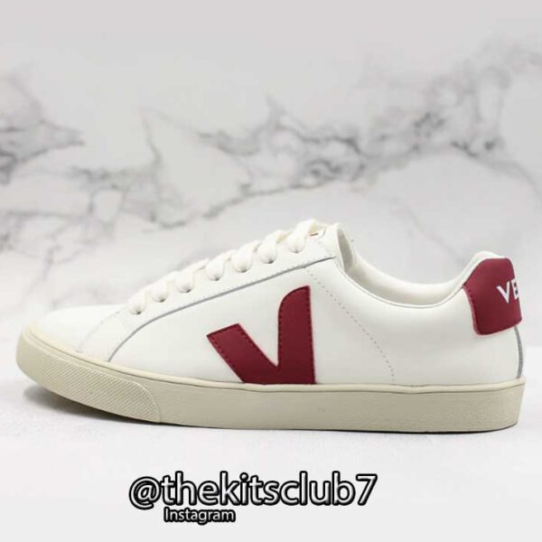 VEJA-CAMPO-white-red-web-01