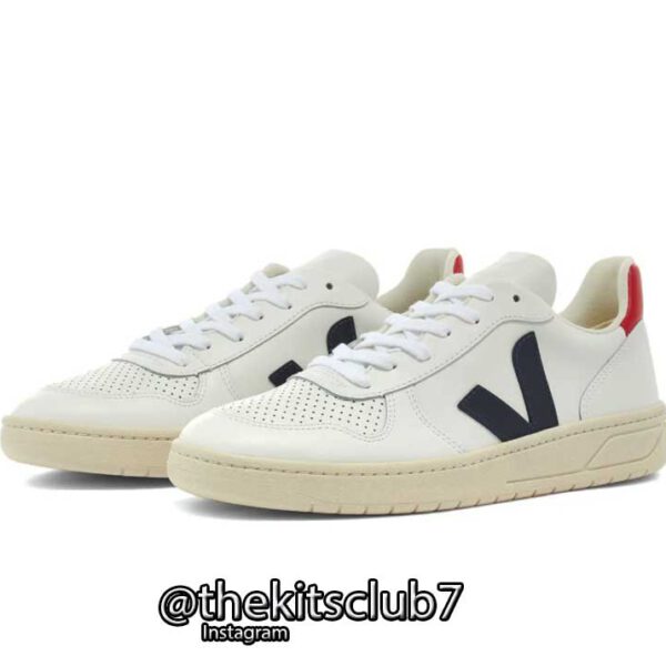 VEJA-V-10-BLUE-V-RED-web-01