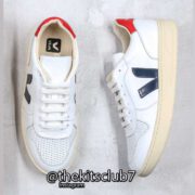 VEJA-V-10-BLUE-V-RED-web-02