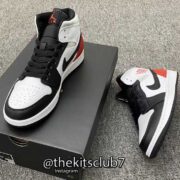 AJ1-MID-UNION-BLACK-TOE-web-03
