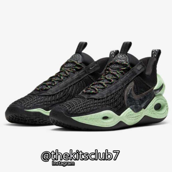 נעלי כדורסל נייקי COSMIC UNITY GREEN GLOW. מידות: 39-47. משלוח חינם