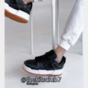 SB-DUNK-DISRUPT-BLACK-GUM-web-04