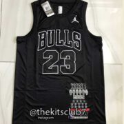 BULLS-BLACK-MVP-JORDAN-web-01