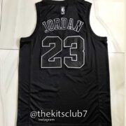 BULLS-BLACK-MVP-JORDAN-web-02