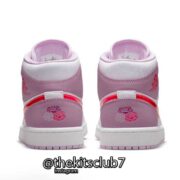 AJ1-MID-VALENTINES-DAY-2022-web-02 AJ1-MID-VALENTINES-DAY-2022-web-02