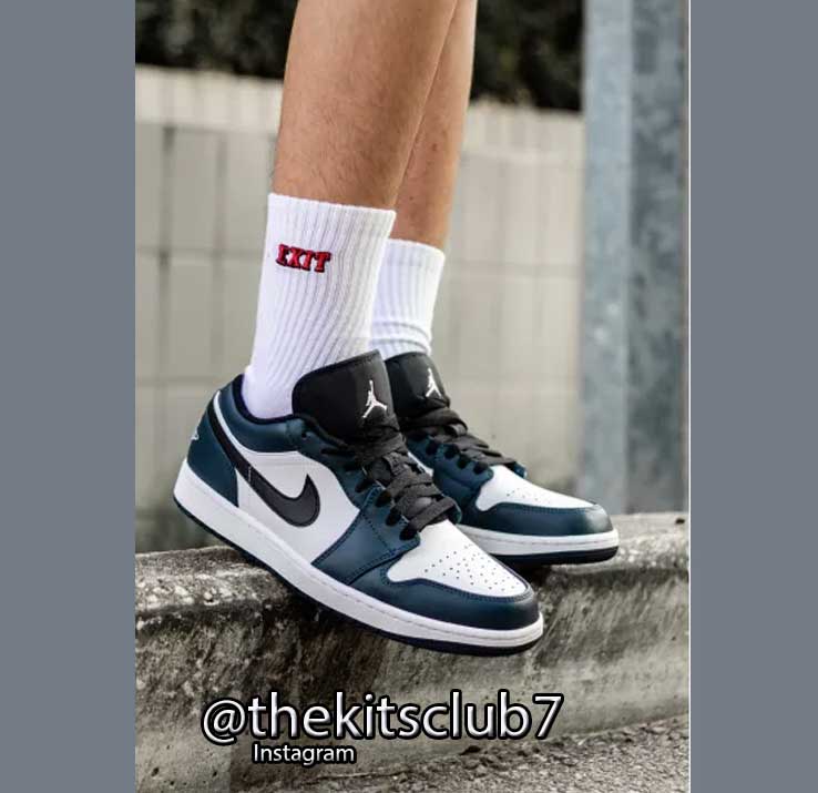 AJ1-LOW-DARK-TEAL-web-05