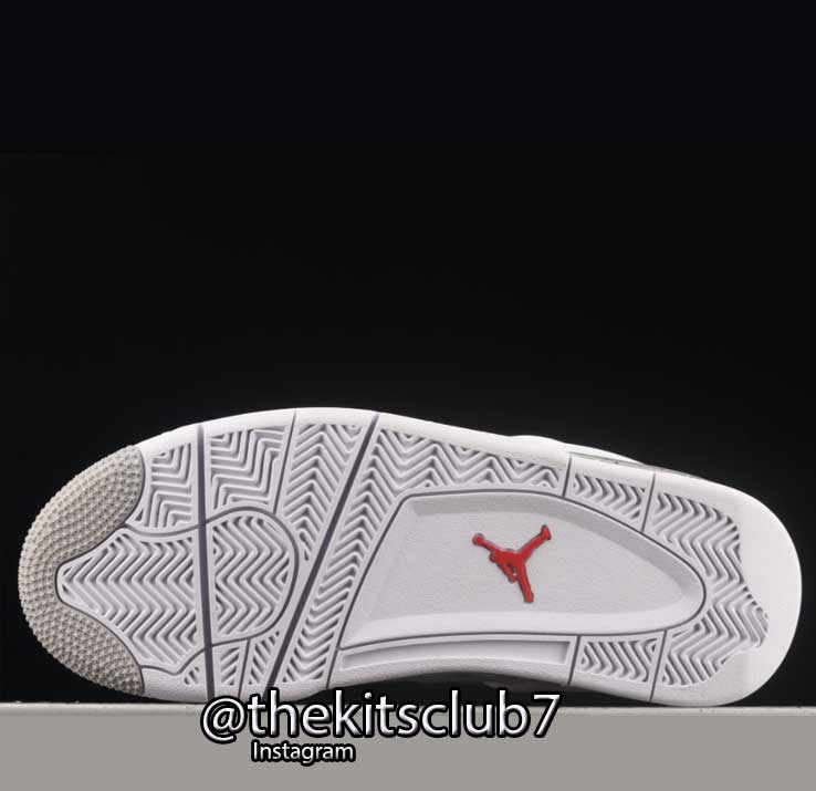 AJ4-WHITE-OREO-web-04