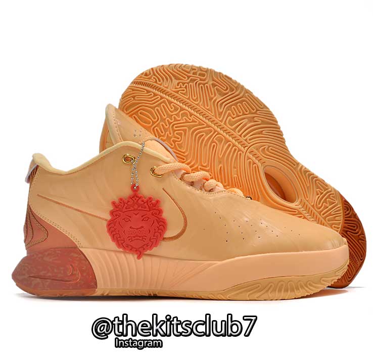 LEBRON-21-DRAGON-PEARL-web-03