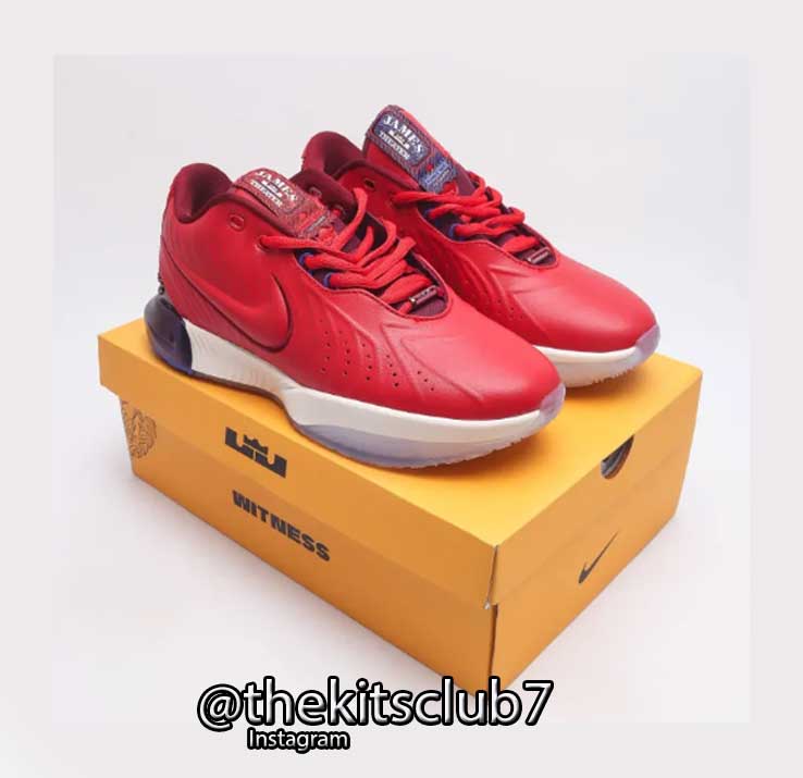 LEBRON-21-JAMES-THEATER-web-04