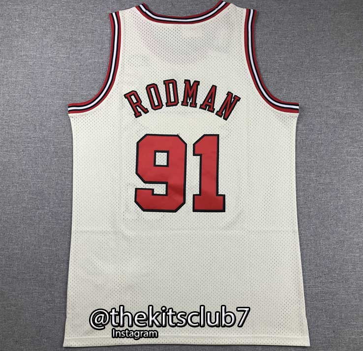 CHICAGO-WHITE-RODMAN-web-02