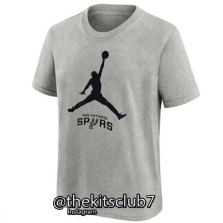 טי שירט ג'אמפמן סן אנטוניו JUMPMAN SPURS 2024 . משלוח חינם