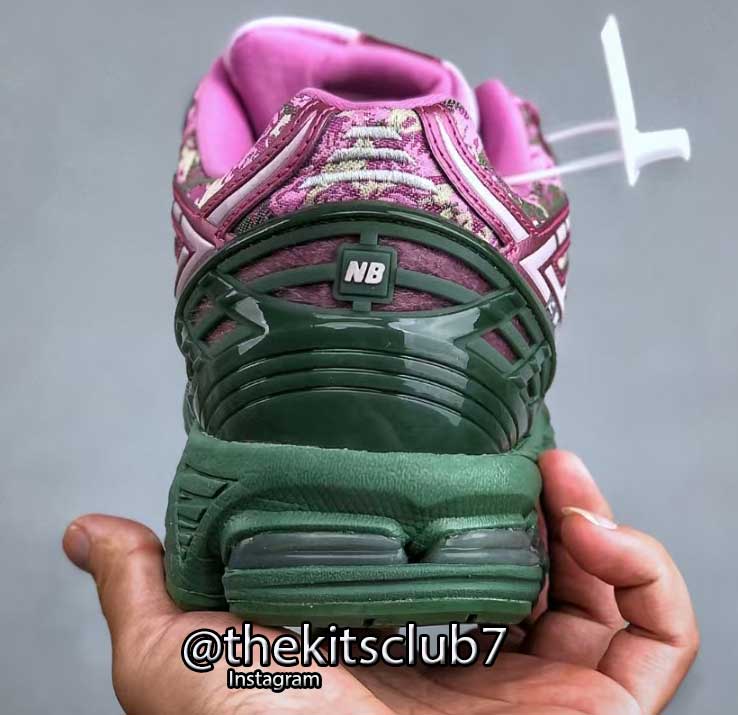 NEW-BALANCE-M1906RDB-web-05 NEW-BALANCE-M1906RDB-web-05