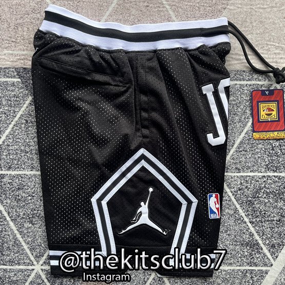 JORDAN-JUSTDON-2026-BLACK-03